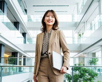 【2026年最新】フリーランスのネットワークエンジニアの年収は？収入アップの方法も紹介