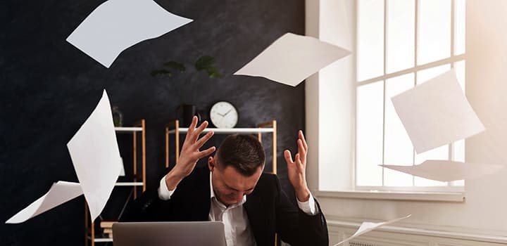 セキュリティエンジニアは きつい つらい 転職前に知りたい年収や仕事内容