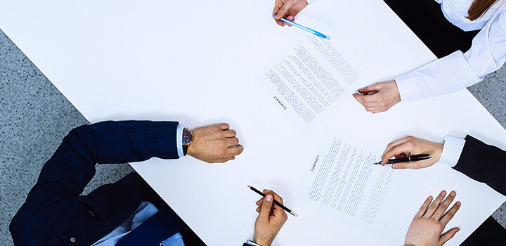 個人事業主 フリーランスの従業員雇用手続き 保険と税金 助成金について