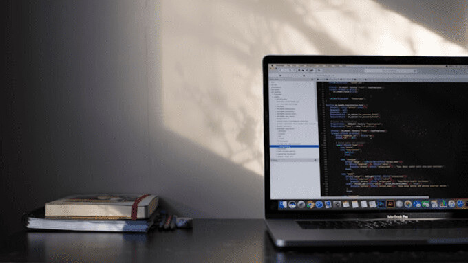 プログラミングを学ぶイメージ